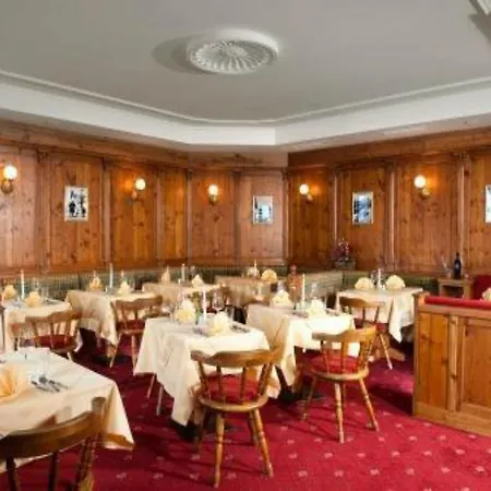 Hahnbaum St. Johann im Pongau