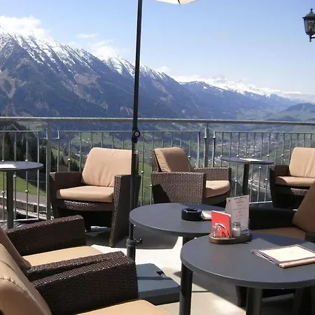 Hahnbaum Sankt Johann im Pongau